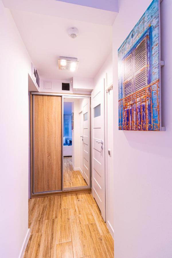 Апартаменты Apartament Srodmiescie Гдыня Экстерьер фото