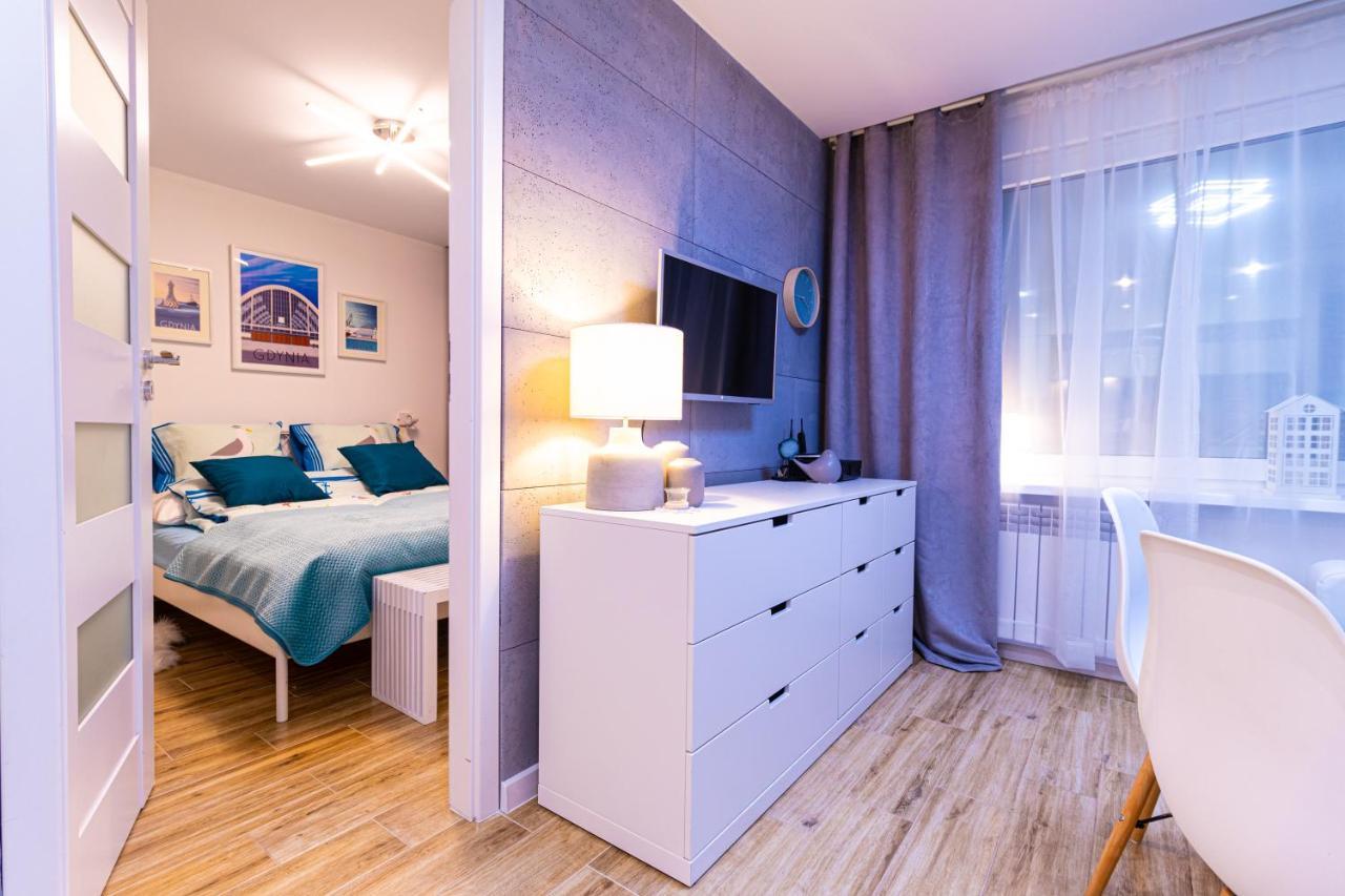 Апартаменты Apartament Srodmiescie Гдыня Экстерьер фото